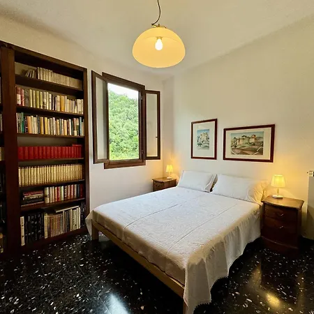Casa Degli Agrumi * Diano San Pietro